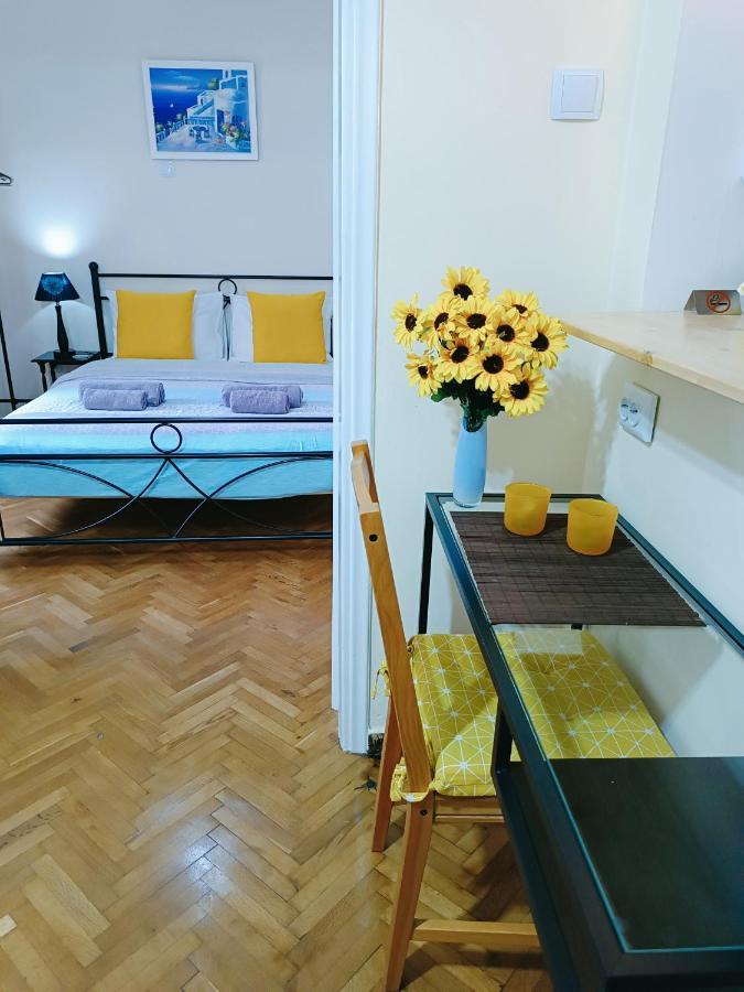 Sweet Home In Athene Buitenkant foto